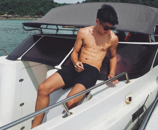 sjiguy:  secretsoulmaker:   Jizzz  Chang Fan is prob my fave IG model rn, and he’s not even SGean