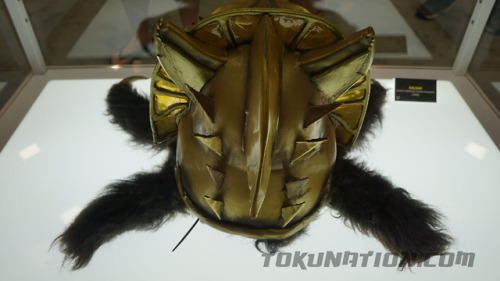 delightfullybritishgoldar: TokuNation images of Goldar’s head prop.