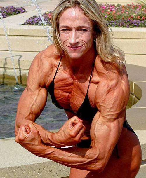 Hot Muscular Women