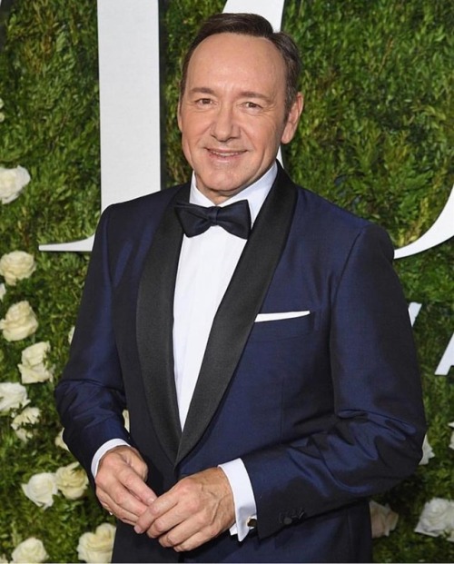 @kevinspacey of #HouseOfCards was surely the Best Dressed Men of #TonyAwards 2017 @gettyimages #Mens