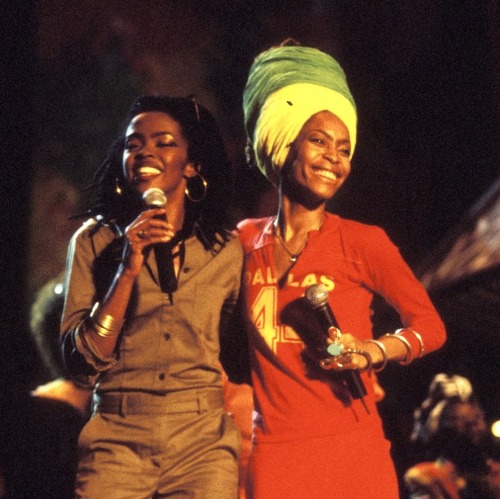 90shiphopraprnb:Lauryn Hill and Erykah Badu