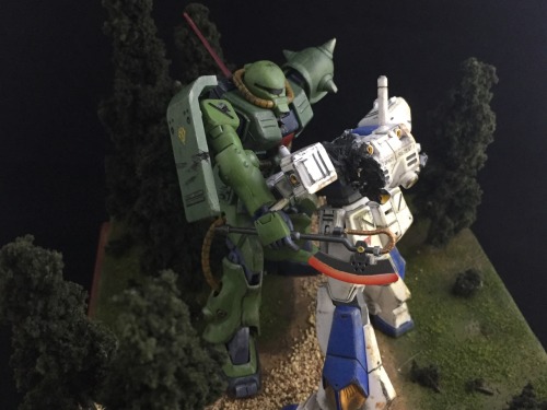 1/144 War in the Pocket diorama complete! This project was so much fun :3And I’m so grateful