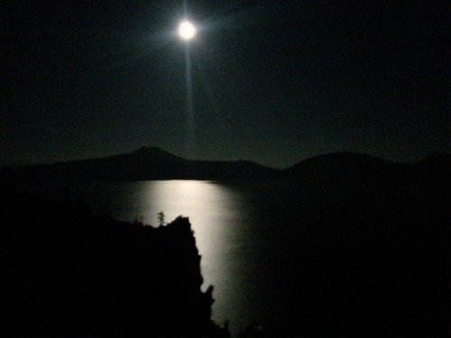 adventurous-watermelon: Crater Lake is an incredible place. One of the High Cascades’ numerous