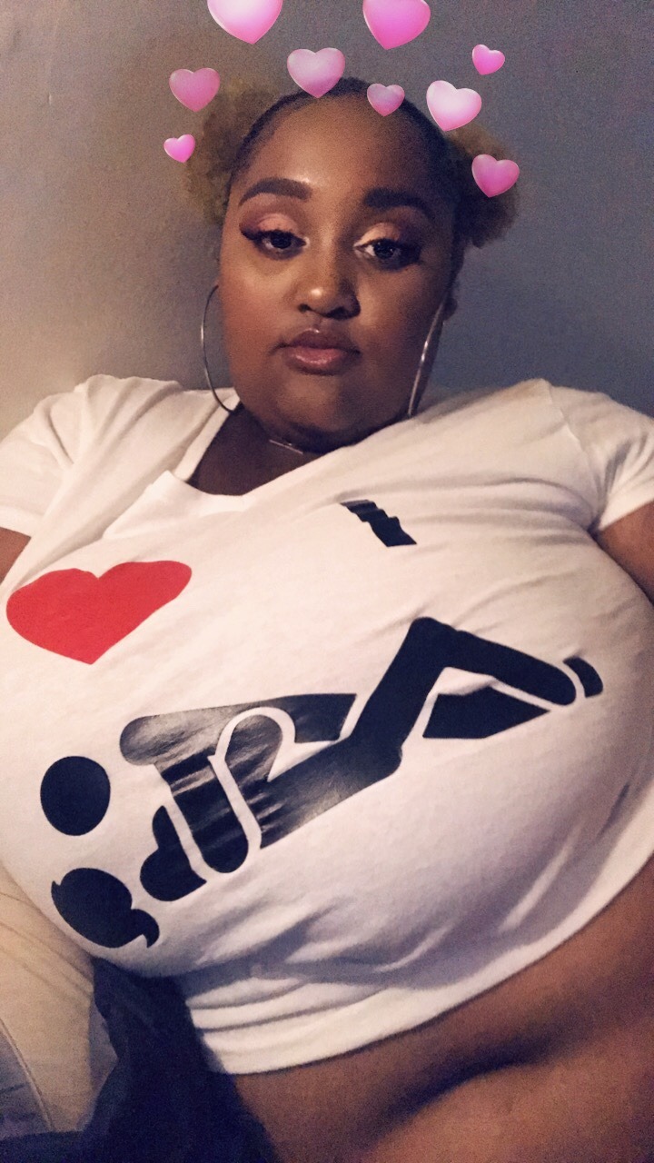 anyaithesaiyan: Rough and tough in my Afro puffs ✨
