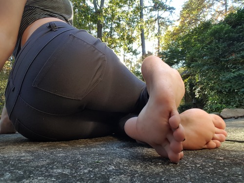 enjoysoles: @mysteryfeet has utterly gorgeous soles! Make sure you check out the rest of her blog!