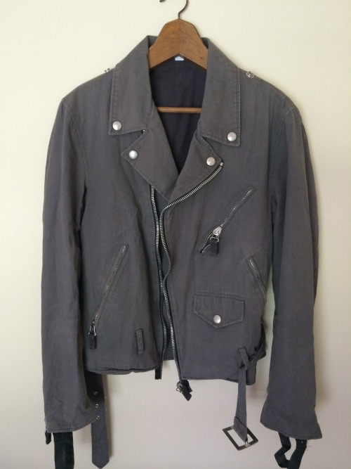 cisprivilegedwhitemale:  For sale Helmut Lang Rider’s Jacket http://www.grailed.com/listings/21028-helmut-lang-og-helmut-cotton-rider-jacket 