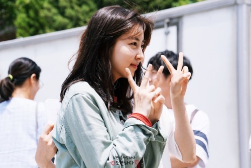 170601 Sohyun at a movie shoot | 940830sohyunTAKE OUT WITH FULL CREDIT