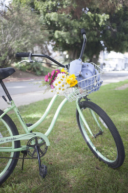 modcloth:  Saturday mornings call for a relaxing stroll, breezy bike ride, and a glance at New Arrivals. 