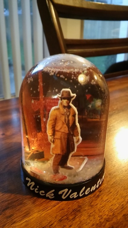 unapologeticallydorky: I ordered a Nick Valentine Snow Globe from @mushroomcloudcommodities!! I got 