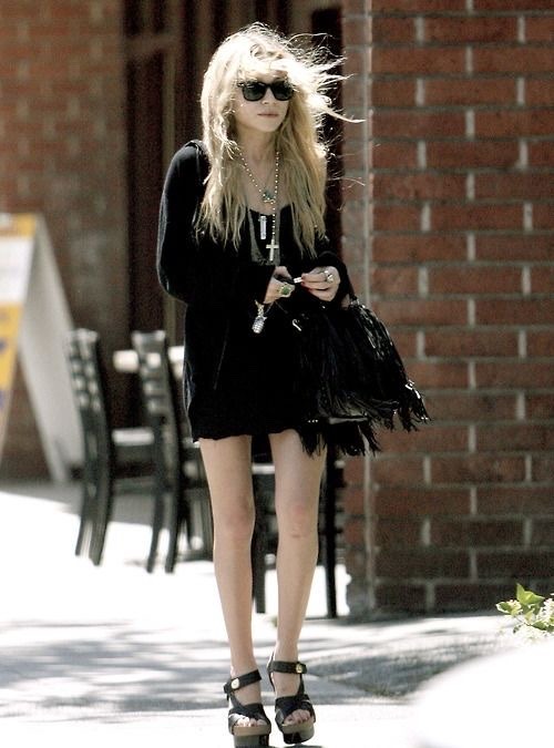 some mary kate and ashley olsen style inspo for yall bcus ive been obsessed with the way they dress 