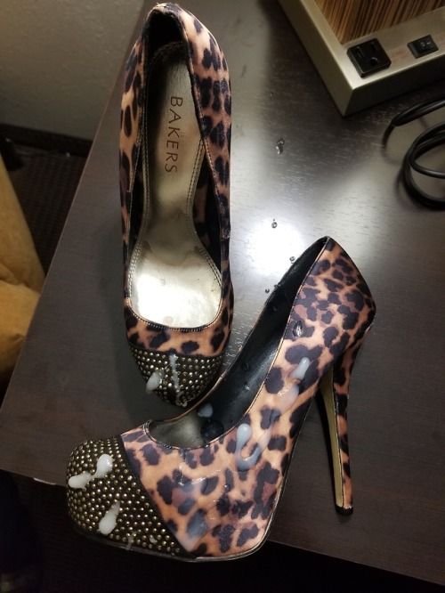 heelcollectorposts: #cumheels #cumonheels #heels #cumshot