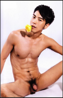 hot4asian:  See more at: Hot4AsianMale.tumblr.com