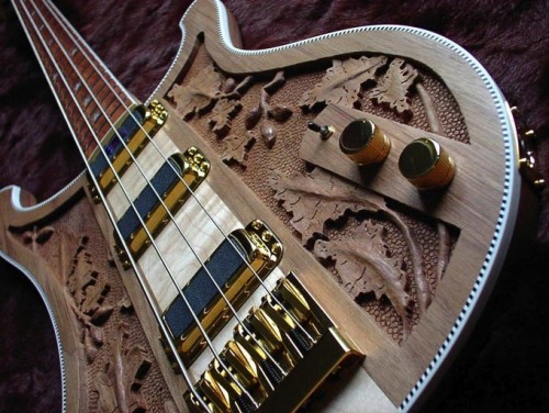 glorifiedguitars:  Lemmy Kilmister Bass - as requested!Rickenbacker 4004LK [Source: Rickenbacker Register]  
