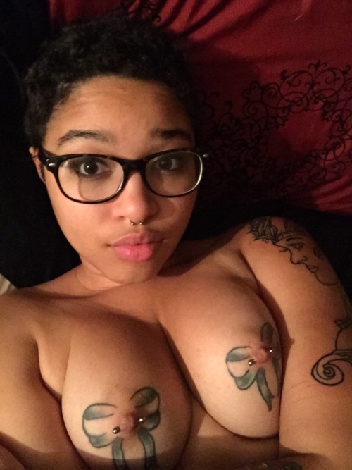 ijustcametoseeu: cockzilla14: meatgod: spragzpc1: if this is not true eye candy i don’t know what is