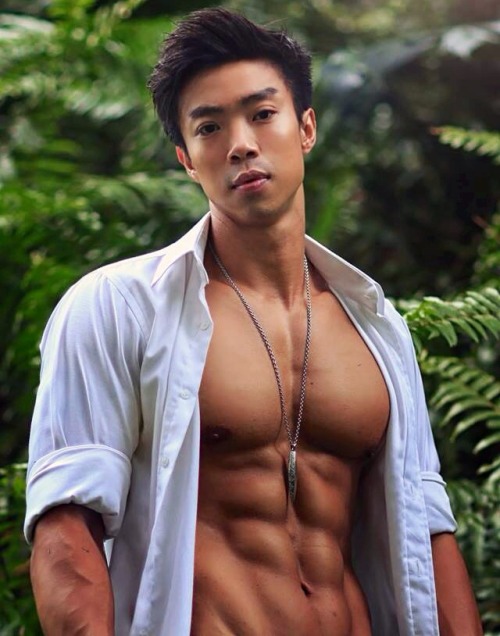 asianmusclefetish:  Original post: http://asianmusclefetish.tumblr.com