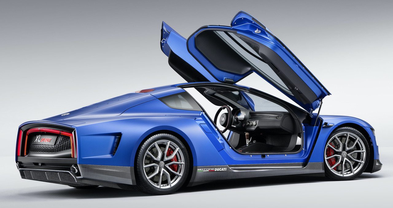 carsthatnevermadeitetc:  Volkswagen XL Sport Concept, 2014. A super-efficient concept