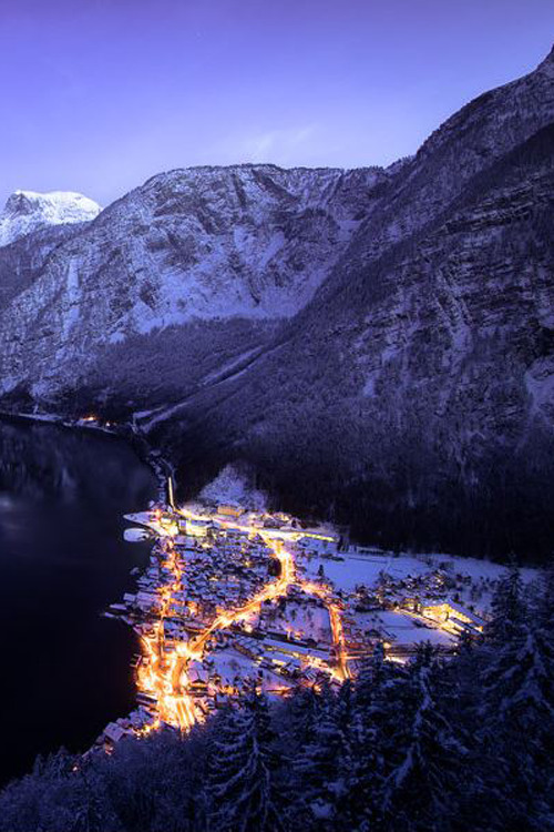 atraversso:  The Lake - Austira | By Thomas Straubinger 