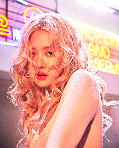 ROS, Ph. By Go Wontae & Styled By Yun Aerifor DAZED KOREA X RIMOWA (Spring 2024)