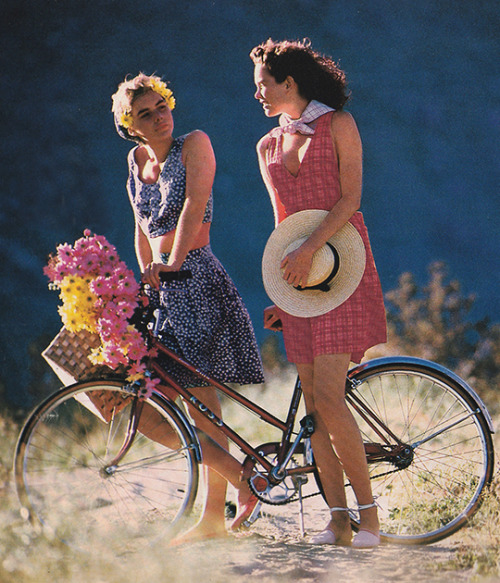 justseventeen: June 1988. ‘Sunny days spent in romantic peasant clothes of the French countrys