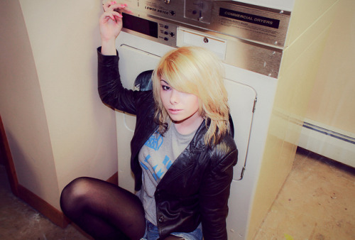 hosedlegs: Washing Machine by BeckieAnn on Flickr.