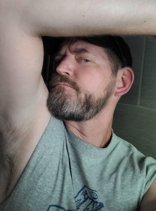 pupdaddy4u:Sniff, sniff.