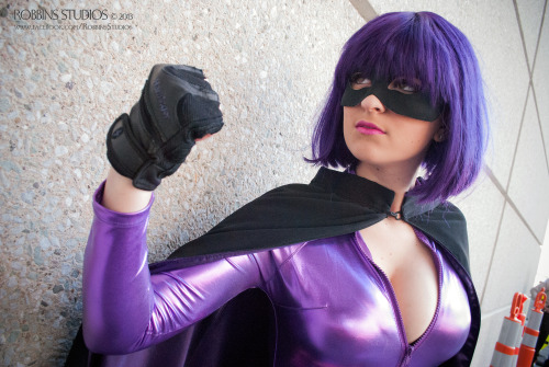 robbinsstudios:  Hitgirl cosplayed by Courtney Walland Shot at PAX East 2013 