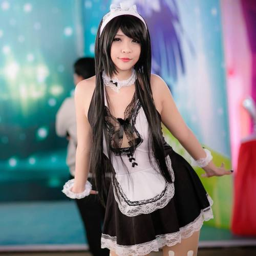 #cosplay #maid #anime #japan #zettairyouiki #addicted #loveit #stockings #medias #kneehighsocks #iwa