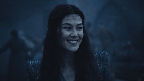 Eight Weeks Until S2. Eight Weeks Of Moiraine Damodred 1x01 | LEAVETAKING