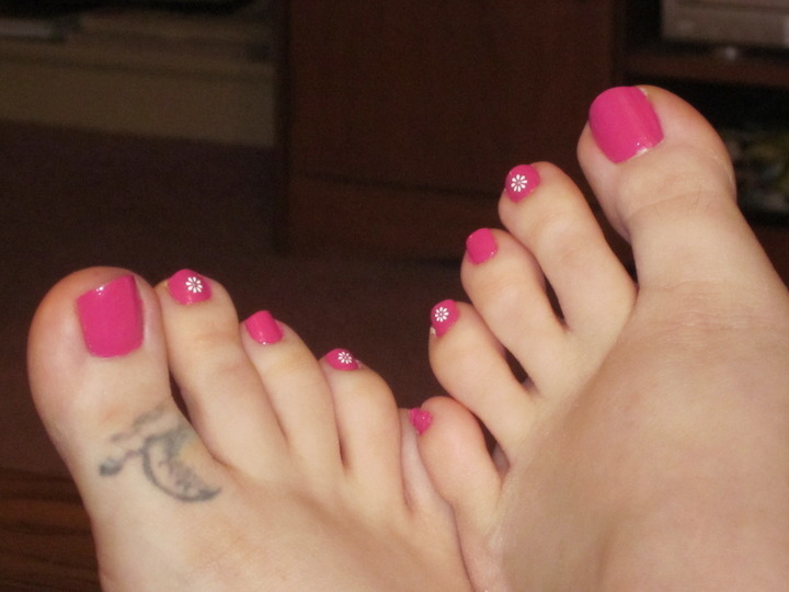 sweetlywingedkoala:  itstinygeorge:  slutsworld69:  Lauren Arnette   Filthy Slut