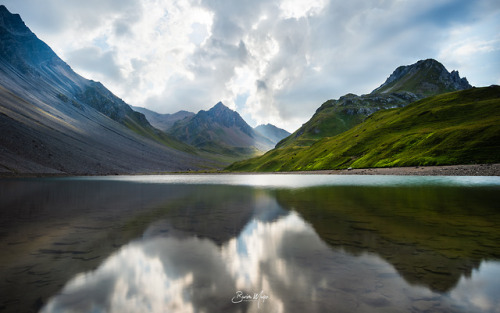 bmuqa: Mountain reflection August 2018, Arosa (Switzerland)