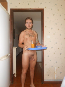 beergitswan:  Breakfast is ready Lauren! Comin! :D