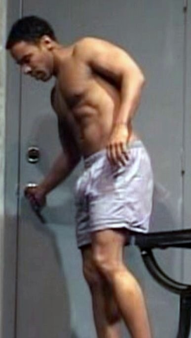 marquisb18:  Allen Payne is so sexy 