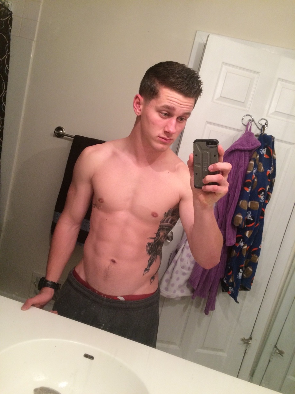 rydwagblr:  Just kinda feeling myself tonight