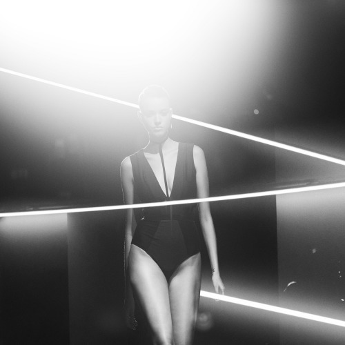 Neon at @chromatPhoto @colindouglasgray  www.ilovecolingray.comInspiration from @brian-vu