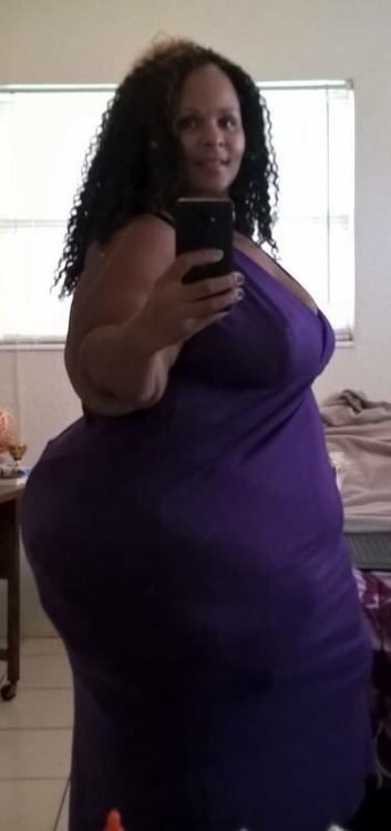 speedygonzalez2:  🍰🍰🍰 Booty