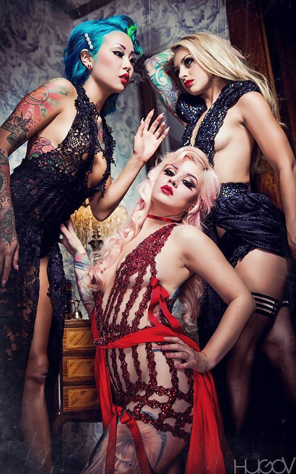 altmodelgirlcrush:  Amelia Dinmore, Kelly Eden, &amp; Megan Renee