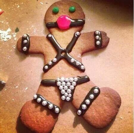 meesh33699:  @lily-and-t  cookie 🍪 swap. 🤔  Hey @slinkygrl would you like some Christmas cookies?