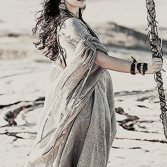 A FEW OF MY FAVORITE THINGS   ↦   Circe - Madeline Miller⇀ “ It was my first lesson. Beneath the smo