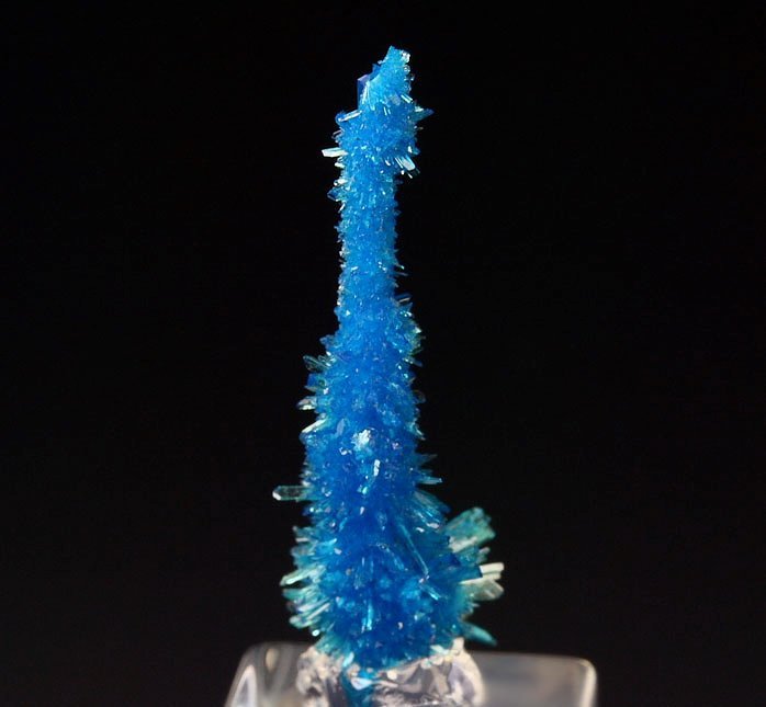 mineralists:  Pentagonite - Wagholi, India