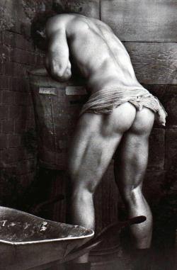 joselito28:  lunededivincul:Paul Freeman,