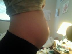 littlemissnoteverything:  26 weeks :) - 98