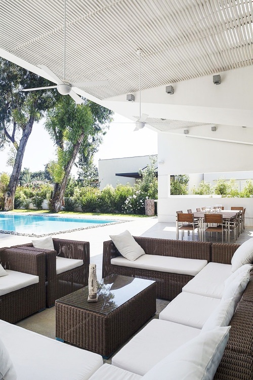 life1nmotion:  Modern Residence by Tsionov Vitkon Architechts
