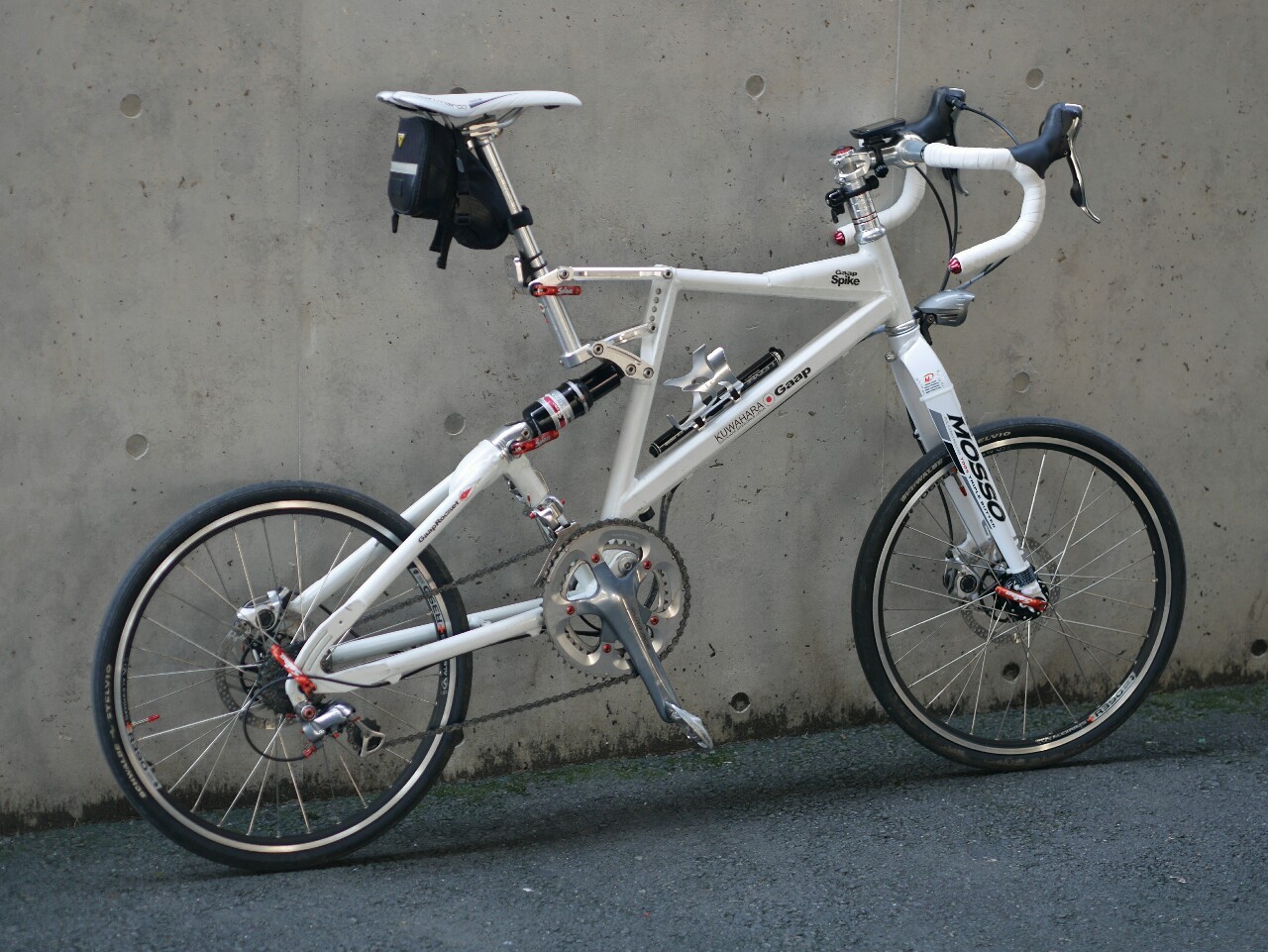 kuwahara-gaap:  Kuwahara Gaap × MOSSO M3 Rigid Fork   MOSSO M3 26&quot; Aluminium