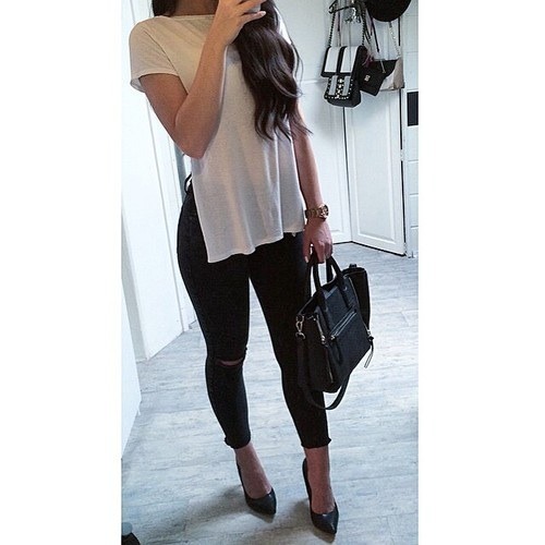 missglamourbunny:  🌸🌸