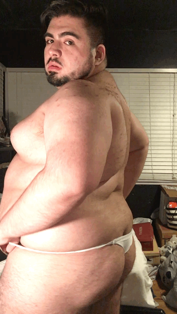 bigbeardboy:  Somebody point me to the best ass eater 