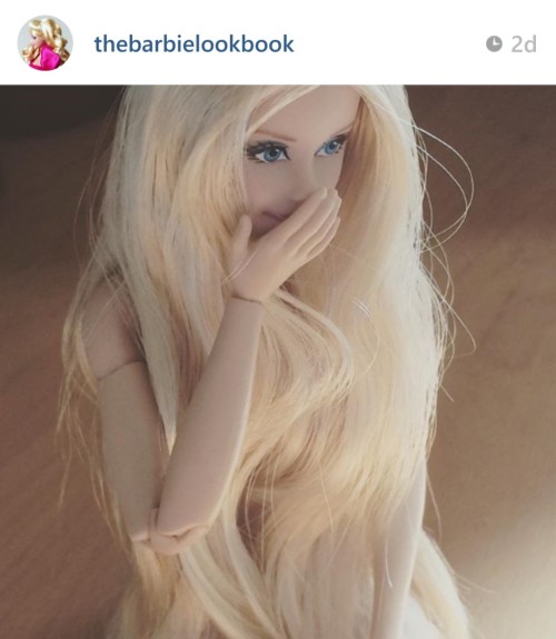 I found some awesome Barbie picture accounts on Instagram that I wanted to share !