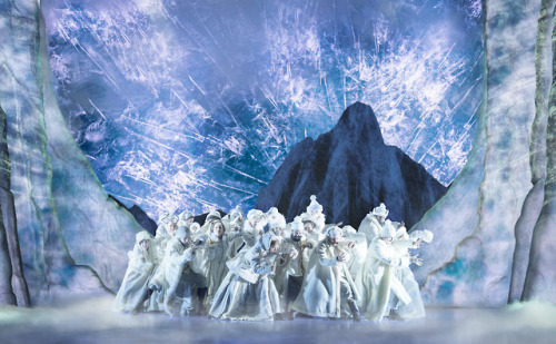 stitchkingdom:Newly released photos from FROZEN THE MUSICAL