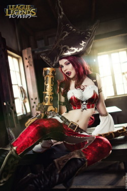 Hot Cosplay Girls