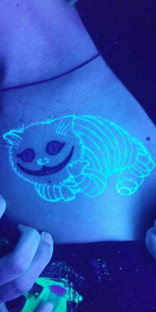 Porn sixpenceee:  An ultraviolet tattoo of the photos