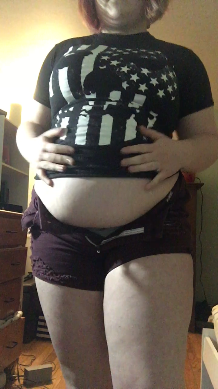 gothbelly: If anyone’s interested I have another video for sale! In this one I